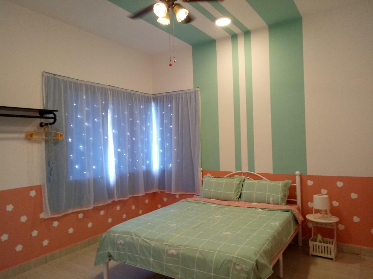 Icolor Home & Stay Ch1 Tanah Rata Esterno foto