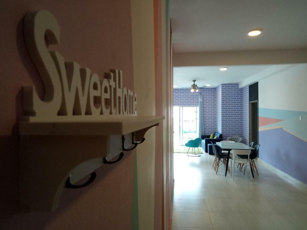 Icolor Home & Stay Ch1 Tanah Rata Esterno foto