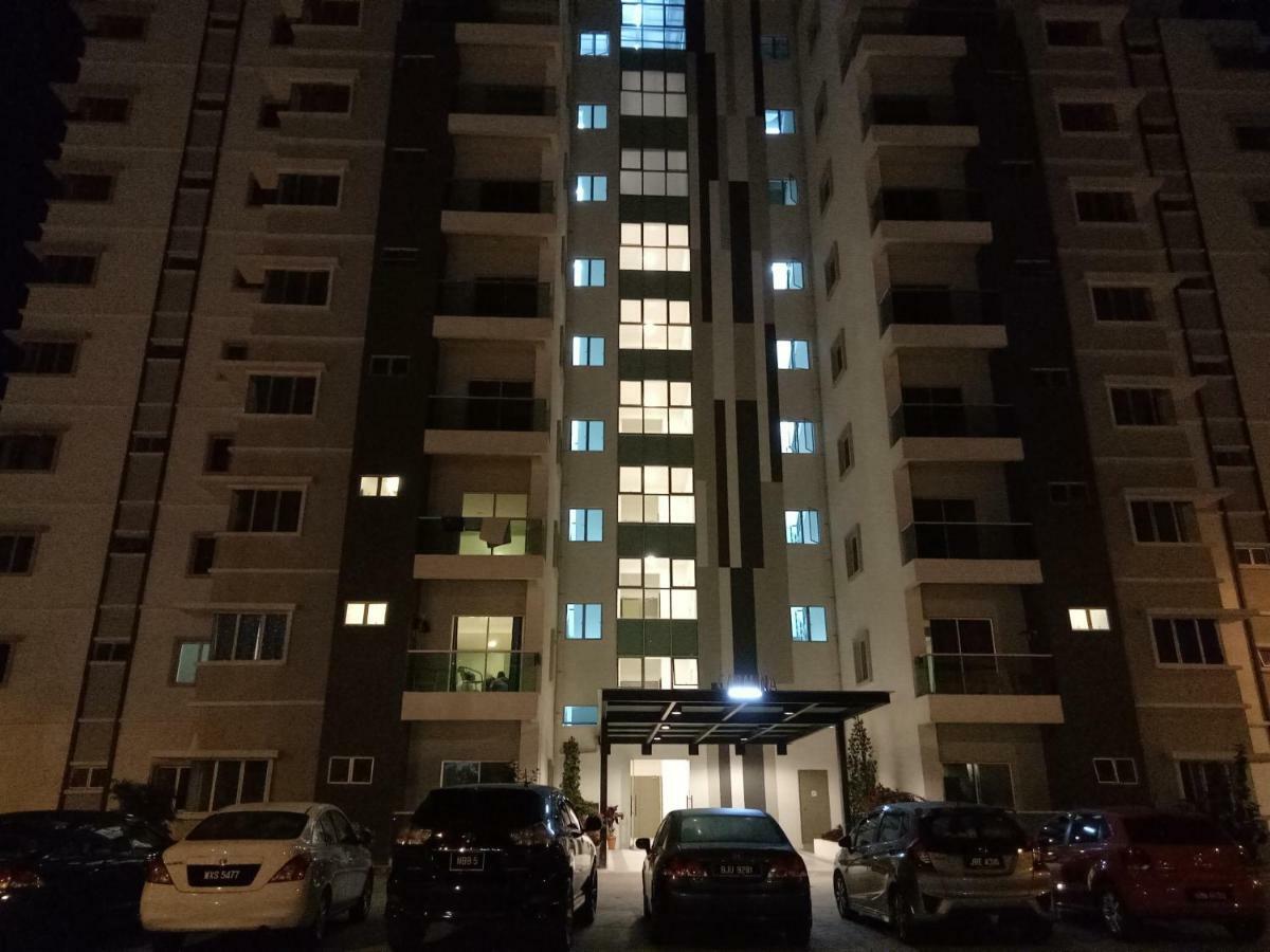 Icolor Home & Stay Ch1 Tanah Rata Esterno foto