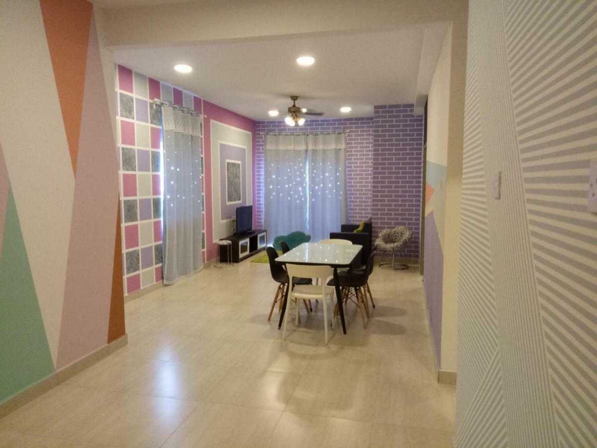 Icolor Home & Stay Ch1 Tanah Rata Esterno foto
